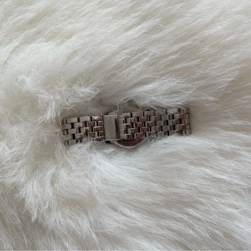 Michael Kors Nini Glitz Silver Stainless Steel Watch - Picture 2 of 2